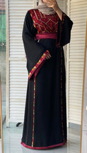 Elegant Black Diamond Qabbah Thob With Manajil Details and Satin Details