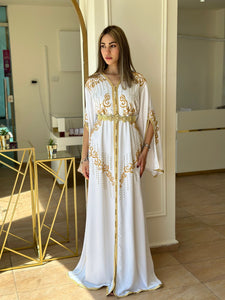 Elegant White Caftan with Open Sleeves